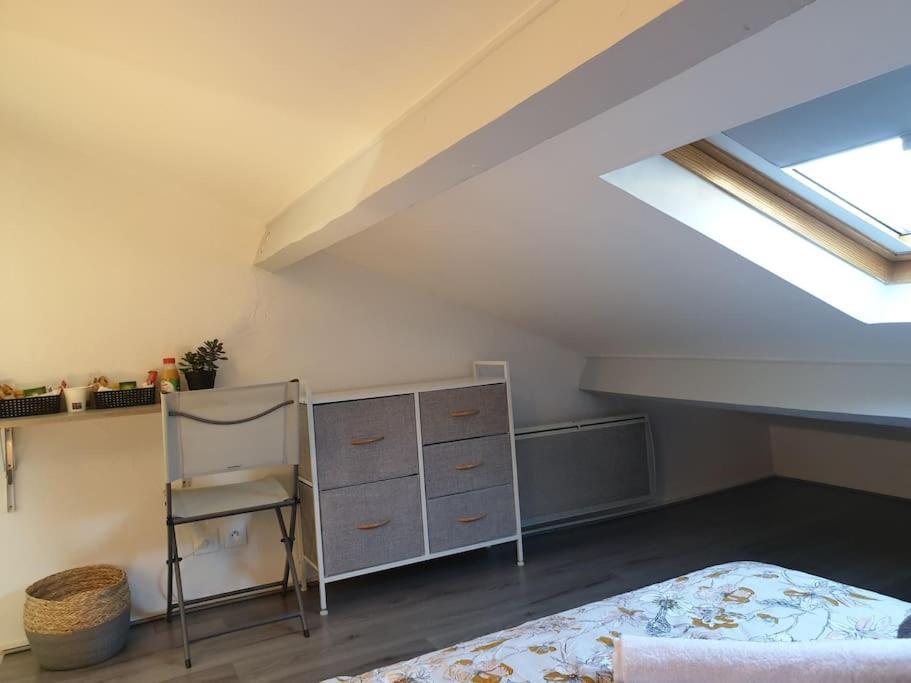 Appartement Duplexe De 1 A 4 Chambres Privees Dans Maison Le Teil Экстерьер фото